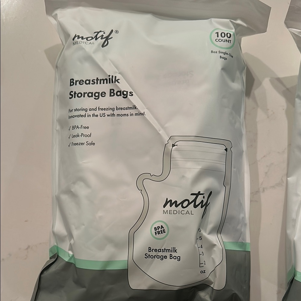 Motif Breastmilk Storage Bags